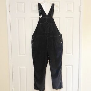 Old Navy Women's Dark "More Navy" Dark Blue "Slouchy" Corduroy Overalls. Size 18